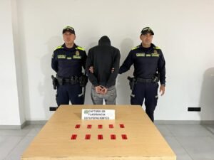 Estación de Policía de Zapatoca capturó a  un ciudadano que portaba 100 pastillas de clonazepam