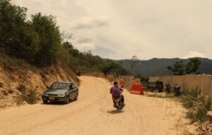 El Anillo Vial Externo Girón – Piedecuesta representa un avance logístico directo y estratégico para Zapatoca, pues resolverá uno de los mayores cuellos de botella para el transporte de pasajeros y carga desde y hacia el municipio.